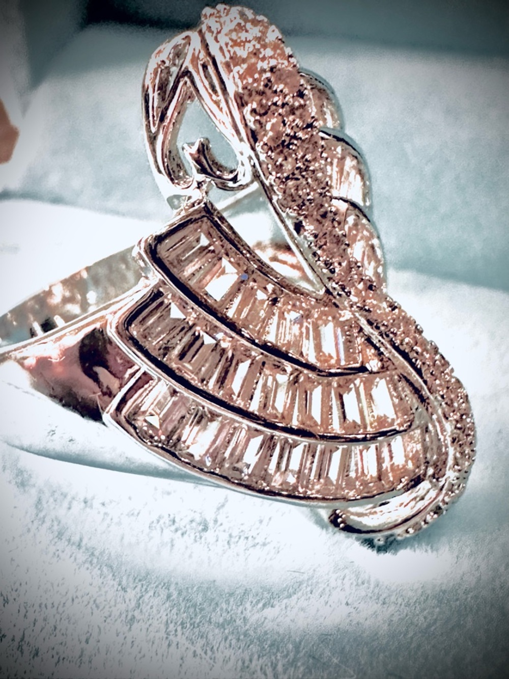 CZ COCKTAIL RING - Picture 3 of 3